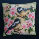 Fuglar á blómagrein