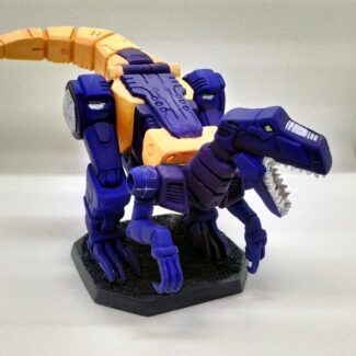 Decepticon Cindersaur in Velociraptor mode. Size: 25cm Price: 40.000 ISK